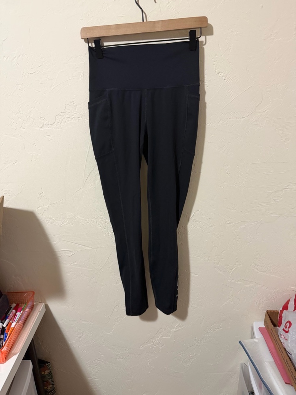Spyder Black High-Rise Performance Leggings with Side Pockets